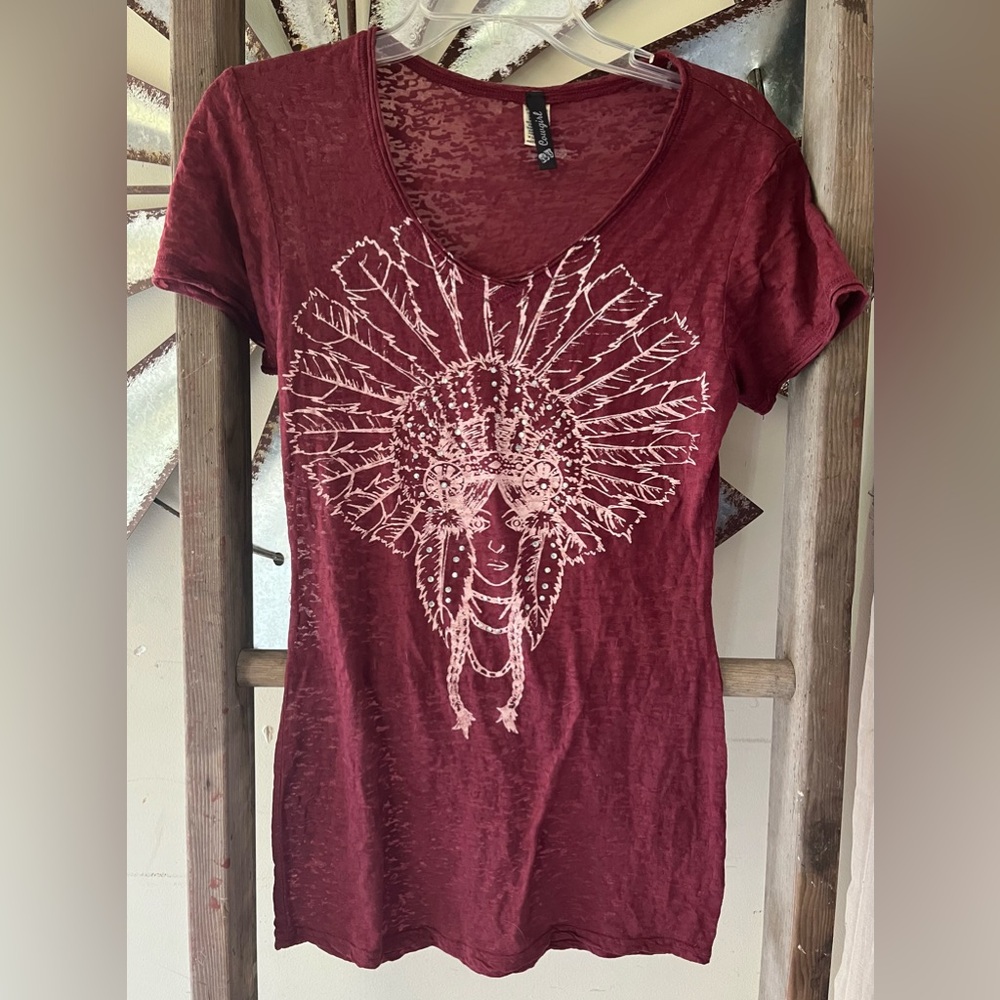 Maroon burnout v neck XL RU Cowgirl women’s short sleeve shirt